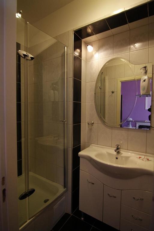 Casa Romana I Nagyszeben Szoba fotó